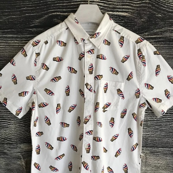 Urban Outfitters Shirt Ice Cream Cone Print NWT - Picture 2 of 8